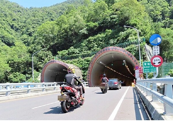 台9線南迴公路（南迴改）草埔森永隧道去年12月20日通車，至今年8月底照相取締違規件數已逾3.5萬件。圖／聯合報系資料照