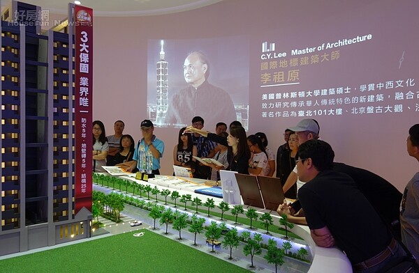 台中建照核發與開工量雙創六都第一,各大建商紛紛以優質售後服務作為銷售訴求。照片業者提供