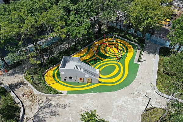 永康公園共融遊戲場。圖/新北市政府提供