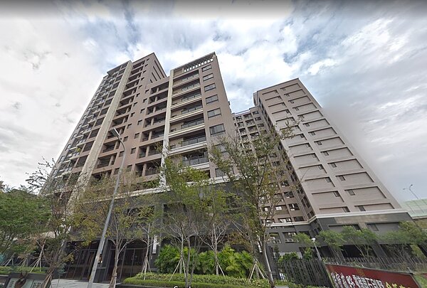 「佳泰新麗馳」社區外觀。圖／翻攝google maps