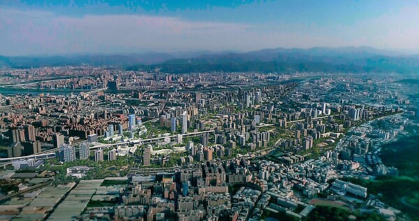 塭仔圳第二區地上建物約1,500間、土地所有權人達2,500多人,所有權人在明年12月前須搬離完畢。圖/新北市地政局