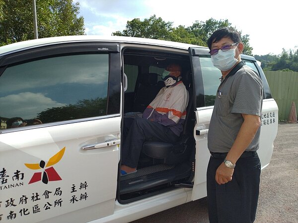 台南偏鄉4區長照交通車將上路，南化區公所試辦效果老人家反映相當好。圖／南化區公所提供
