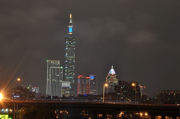 內湖運動公園是觀賞跨年煙火的好去處。圖/台北市政府工務局衛生下水道工程處提供