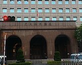 140萬買凶宅335萬賣出　惡意隱匿、偽造證明4人詐欺起訴