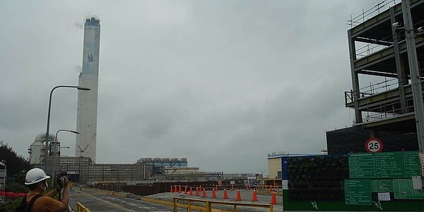 國際機構建議環保署,將碳費訂在每噸10美元才有減碳效益。圖/中時電子報資料照片