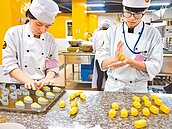 危險邊緣　12大專註冊率不到6成