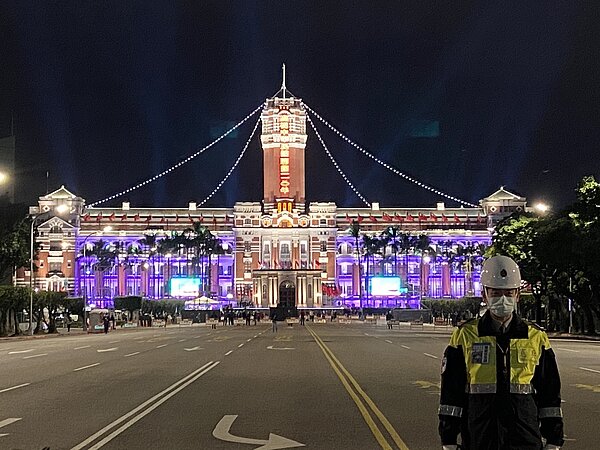 因為防疫考量,今年元旦升旗首次無民眾觀禮。記者蔡晉宇/攝影