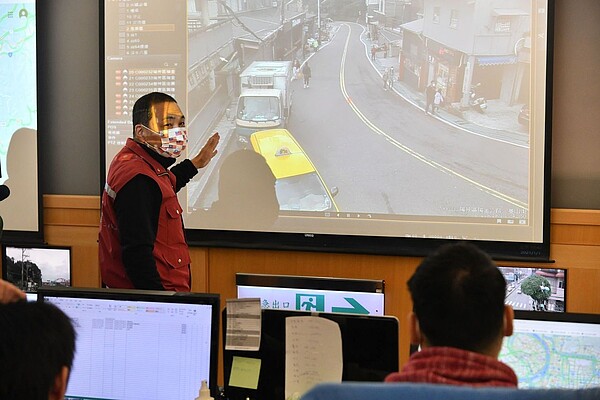 2021年元旦連假首日,新北市長侯友宜指出,新北淡水、坪林等觀光景點車況通順,且風景區未湧入過多人潮。圖/新北新聞局提供