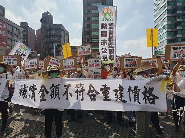 桃園市政府今年4月就要公告桃園航空城第一批優先搬遷區,有市議員表示,桃園市長鄭文燦,至少要做讓迫遷戶不背債重建家園。圖/聯合報系資料照片