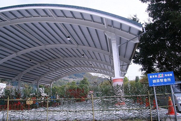 臺東縣海端鄉廣原村錦屏部落的部落聚會所工程終於完工。圖/台東縣政府提供