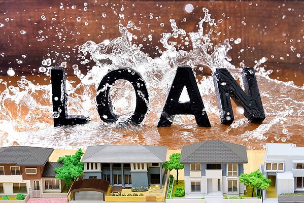 很多youtuber都成功買房 他一句 買不起是自己不努力 被嗆爆 好房網news