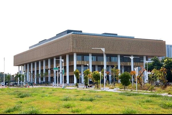 台南市立圖書館新總館日前正式開幕啟用。圖／台南市政府