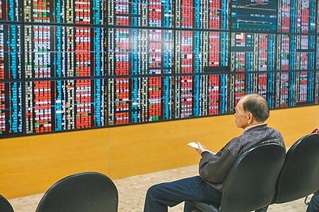2021年IPO市場有2大利多,掛牌家數應該會超越2020年的30家。圖為台北股市。(鄧博仁攝)
