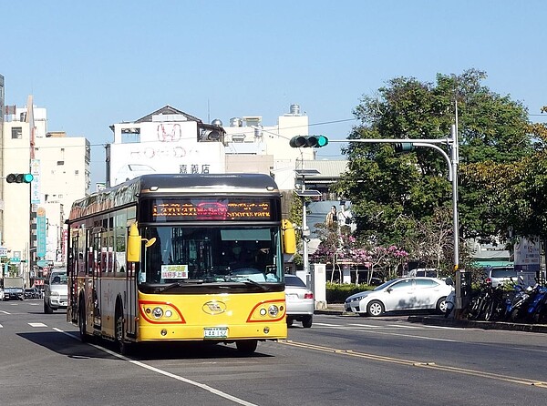 嘉市公車紅線 台灣好行黃線免費試營運 好房網news 嘉市公車紅線 台灣好行黃線免費試營運 好房網news