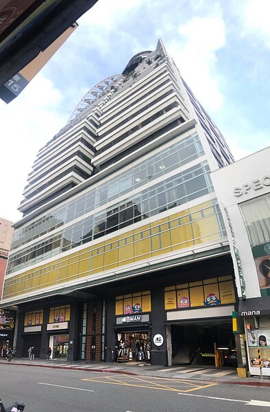 文史工作者張哲生透過臉書紀錄「唐吉訶德」來台展店目前進度。圖/取自張哲生臉書