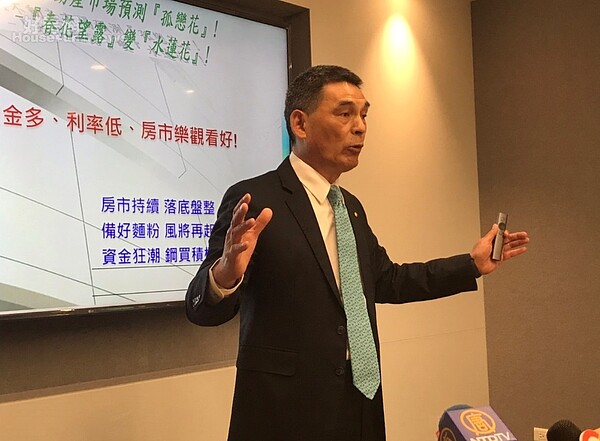 戴德梁行董事總經理顏炳立。好房網News記者李彥穎攝