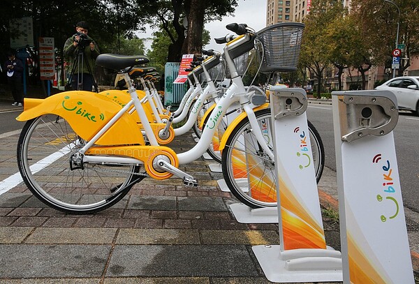 YouBike 2.0去年一月上路,但因與舊有YouBike 1.0系統不相容,衍生亂象與消費糾紛。本報資料照片