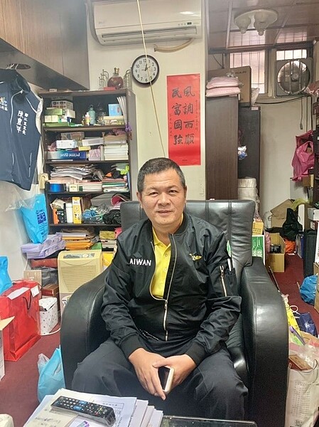 陳豐祥認為,鄰江里最大的特色就是有著老社區的親和力。/攝自周希雯