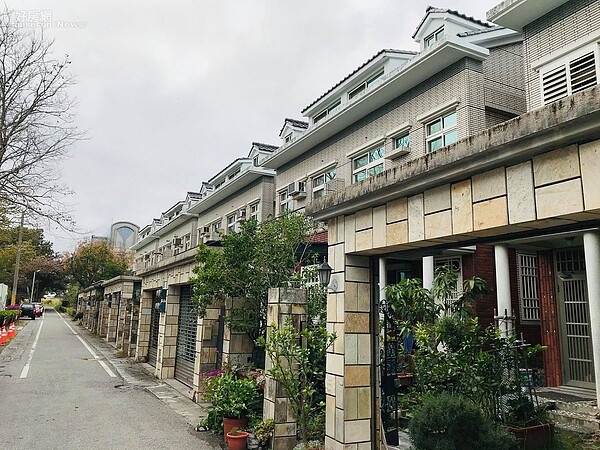 台東房價沒有隨著人口外流下跌,反倒逆向暴漲。圖/好房網News記者黃暐迪攝影