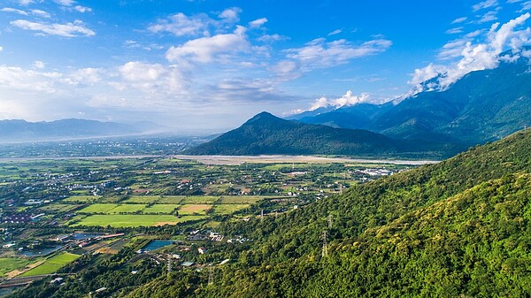 楓林步道鳥瞰吉安美景。圖/取自花蓮吉安鄉公所