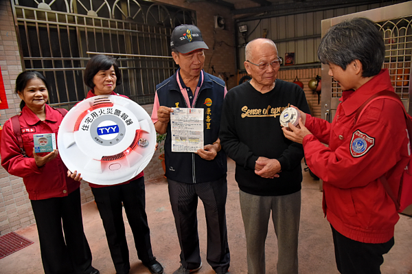 南投縣府預備金1500萬,採購5萬5,000具住警器。圖/南投縣政府新聞及行政處提供