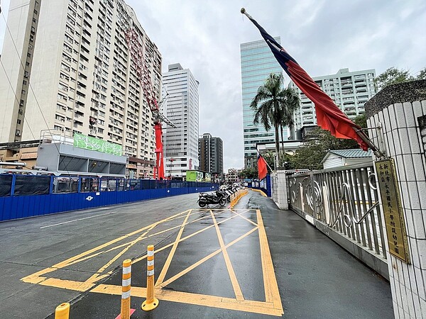 新北交通局規畫在永平國小設置地下停車場並申請前瞻2.0補助，卻引來家長反對，18日將召開家長說明會溝通。記者王敏旭／攝影