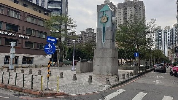 雙十人行廣場是重要的活動地點與社區規劃。圖/朱哲輝攝影