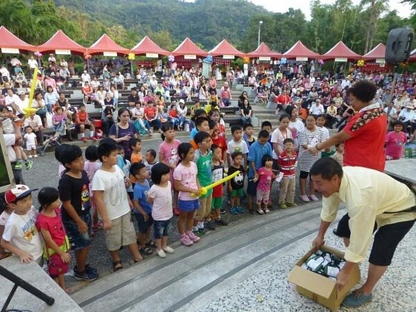 中秋節聯歡晚會現場 (由里長提供)