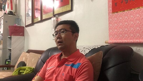 後港里里長紀建漢 目標是翻新老舊社區(記者魏廷容攝)