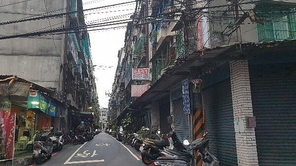 歡園里街道較窄。圖／朱哲輝攝影