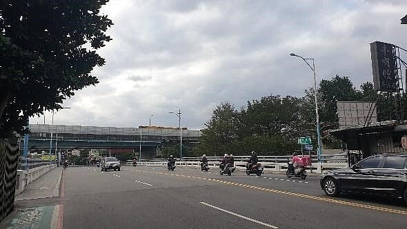 歡園里和板橋市中心隔了一條楠仔溝。圖／朱哲輝攝影