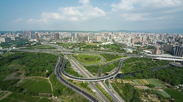 國道2號南桃園交流道/豐邑建設提供