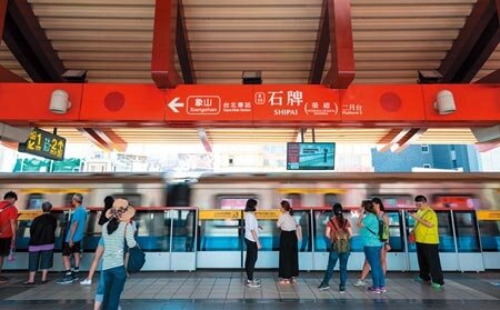 石牌站捷運、商圈、學區與醫療成熟,本就有強勁換屋需求支撐,近期又受惠北市科議題發酵,新推預售案買氣熱絡。圖/中時資料照