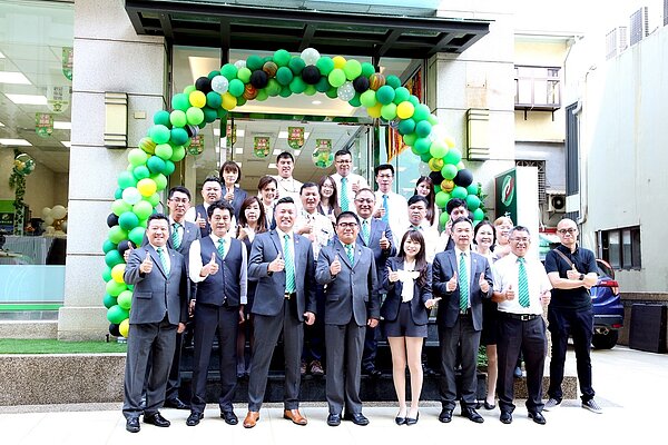 永慶房產集團加盟事業處總經理莊志成表示,深度聯賣落實「一人委託、百店聯賣、千人銷售」,帶動竹苗聯賣業績和件數年增6成。圖/永慶房產集團提供