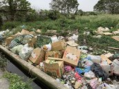 竹北私有地堆廢棄物　環局限期清除