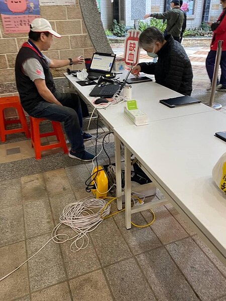 新店樂生活 主題樂 捐血車 防疫 捐血 熱心 助人 新店