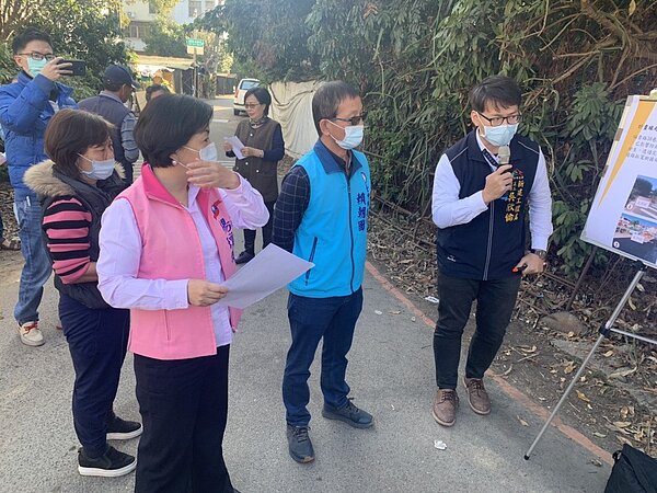 台中市議員賴朝國與立委楊瓊瓔邀集相關單位前往會勘。圖/楊瓊瓔服務處提供