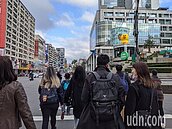 春節連假天氣看這知！彭啟明：小年夜變天全台有雨