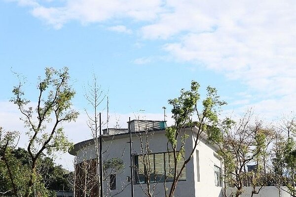 新建公園內的里民活動場所。（圖／郭宇璇攝）
