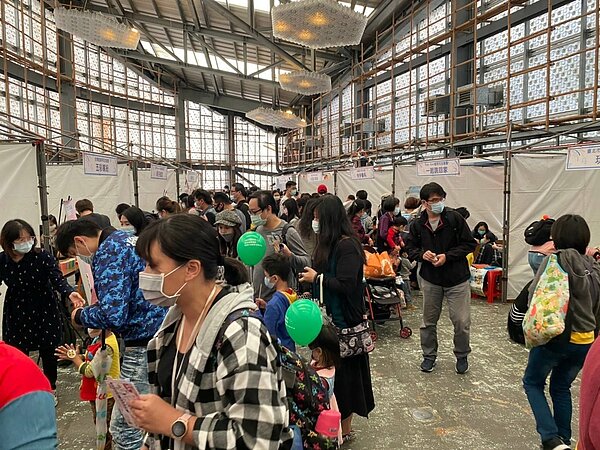 舊愛新歡　嬰幼兒物資交流