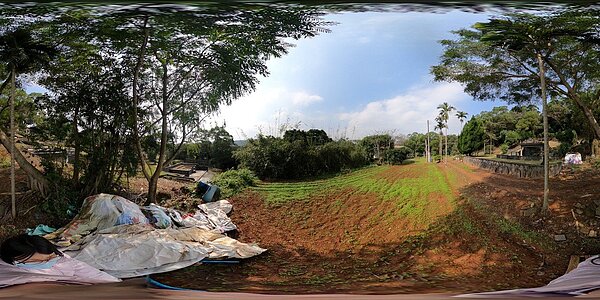 執行署新北分署3日舉行拍賣會,將林口地區4筆祖墳用地以新台幣7百萬元拍定。圖/新北分署提供