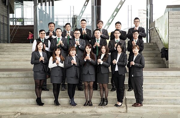 有巢氏房屋的品牌力,大受有巢氏房屋羅東富貴加盟店店東魏聚瑋推崇,推升2020店總業績突破1500萬。圖/永慶房產提供