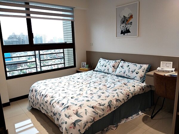 房間動線與採光都不錯,氛圍溫馨/林和謙攝