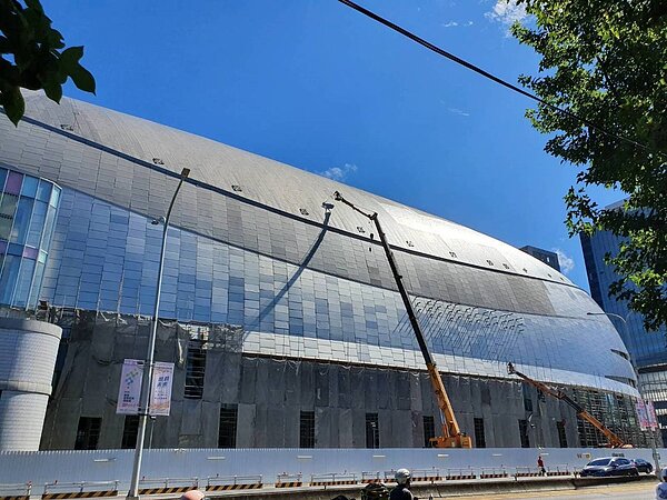 台北大巨蛋遭北市府勒令停工，遠雄巨蛋事業公司提起國家賠償訴訟，求償18億元。圖／聯合報系資料照