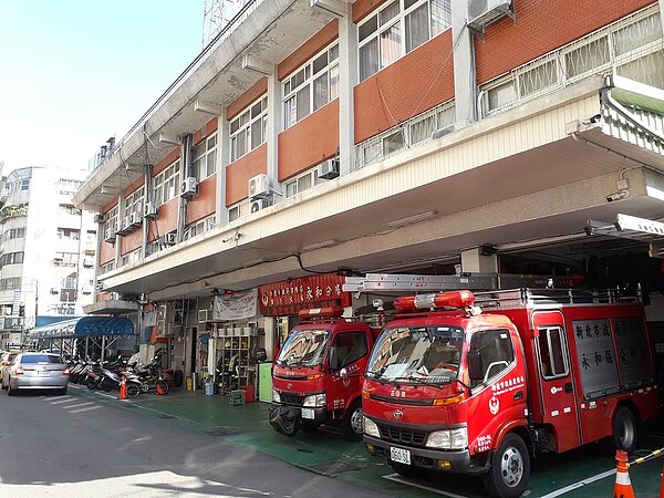 現行永和行政中心多數行政機關建物屋齡多已近50年,還有60多年的老舊建物,全新永和行政園區公辦都更案推動中。