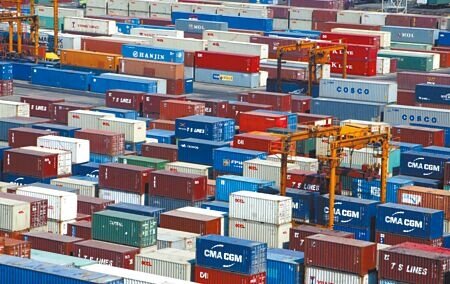 1月出口金額為342.7億美元,刷新歷史單月新高紀錄,連續6個月突破300億美元。(本報資料照片)