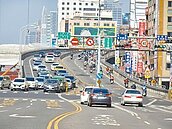 中博高架橋歷經18年　2月27日功成身退