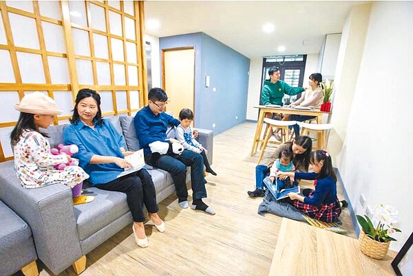 金牛年房貸量能持續爆量,台銀、土銀、合庫、一銀等2021年整體新承做房貸放款上看6000億。(高雄市都發局提供)