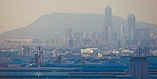 高屏空氣品質糟透了　今日恐達到紅色警示