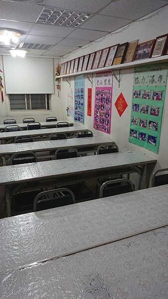 里辦公室積極安排的才藝課堂教室。圖/徐子為攝